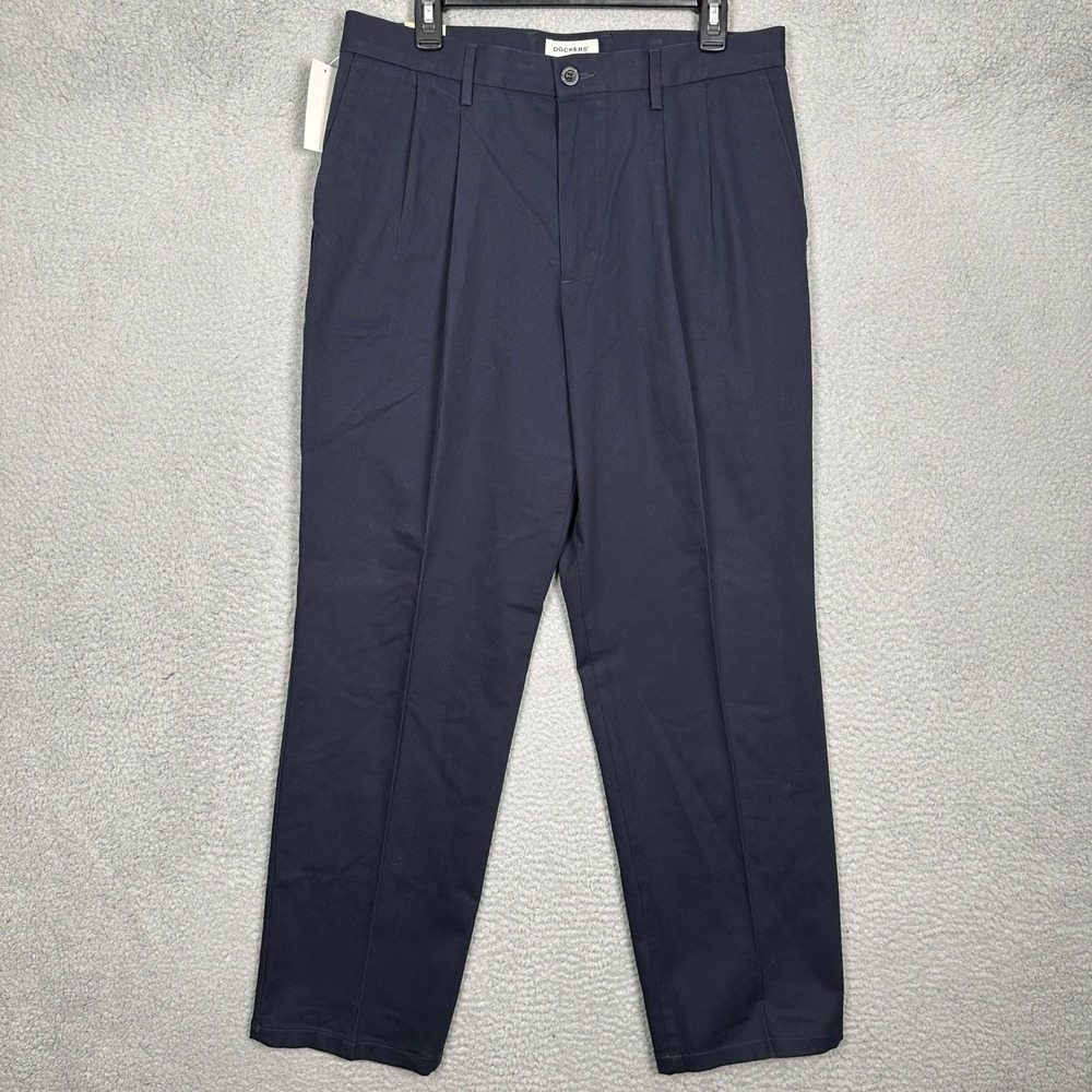 NEW Dockers Pants Mens 33X32 Signature Khaki-Pleated Navy Blue Classic Fit Chino